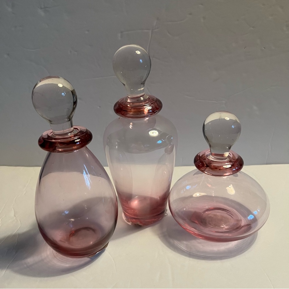 Set of 3 Pink Glass Perfume Bottles with Stopper